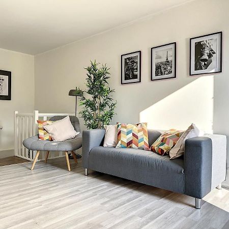 Charmant Appartement Avec Terrasse Parking Ispagnac Exteriör bild