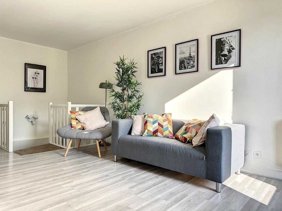Charmant Appartement Avec Terrasse Parking Ispagnac Exteriör bild