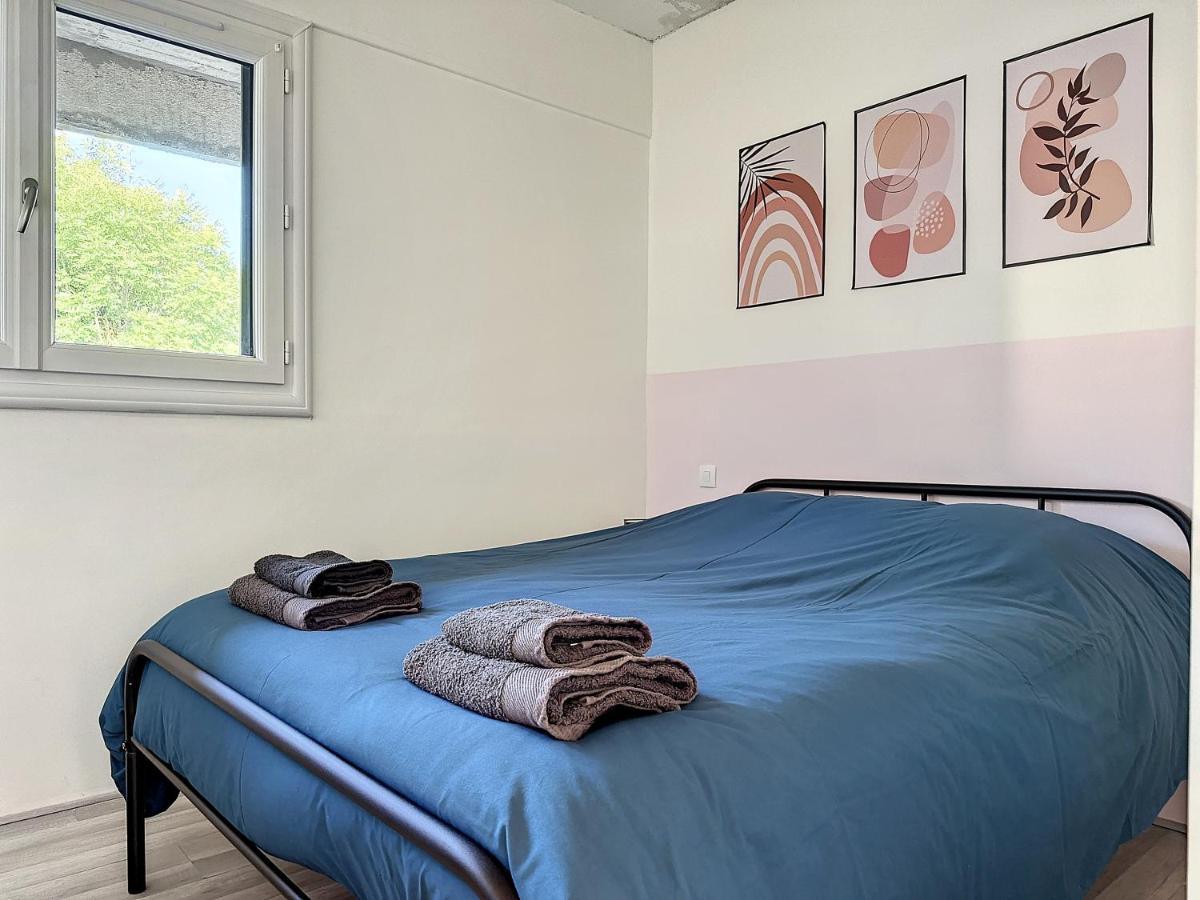 Charmant Appartement Avec Terrasse Parking Ispagnac Exteriör bild